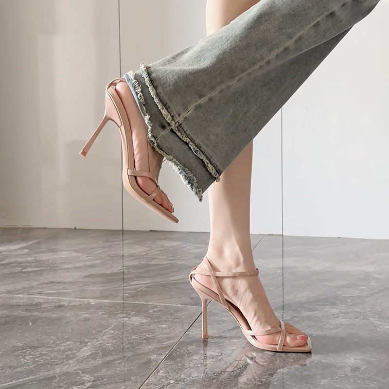 รองเท้าส้นสูงแบบสตรีทสไตล์ Sti - Sandal Strappy Heeled บทวิจารณ์และราคา